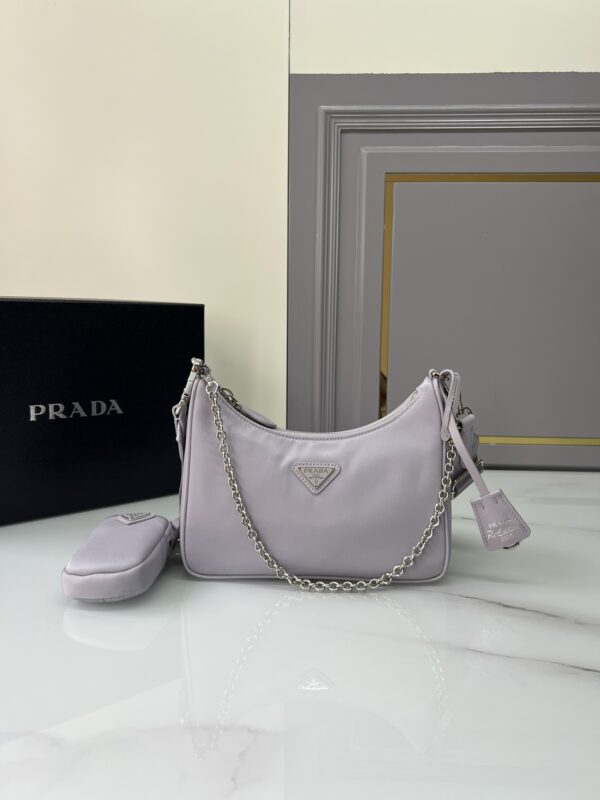 Re-Edition Crossbody Bag