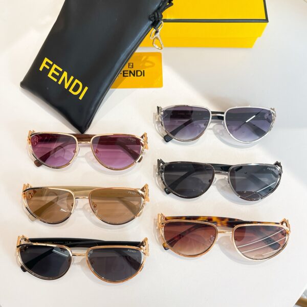 Fendi   FE4099