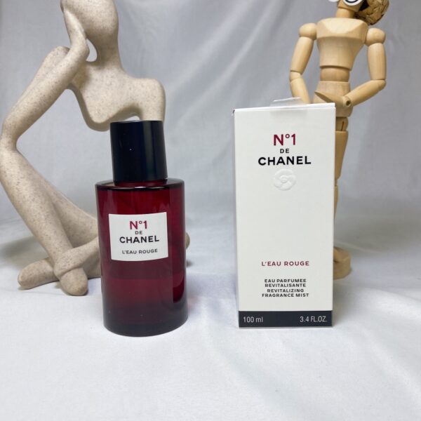 Chanel N°1 de Chanel L'Eau Rouge, 2022