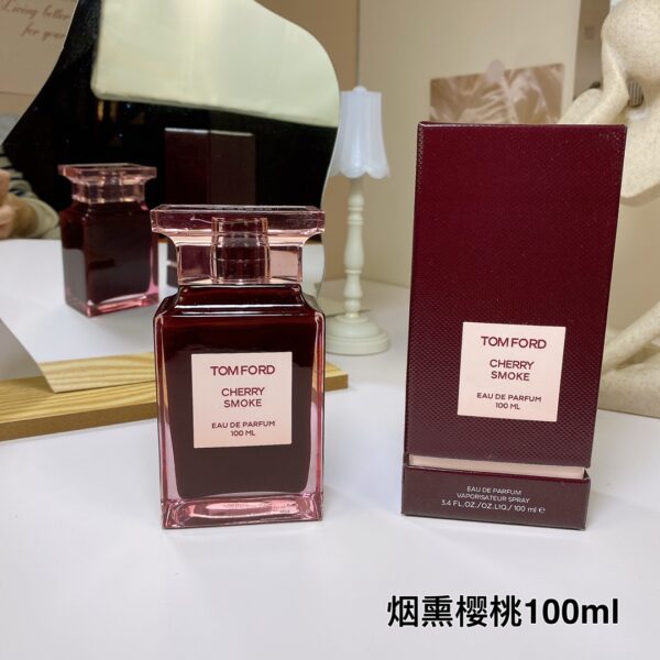 Tom Ford Cherry Smoke, 2022