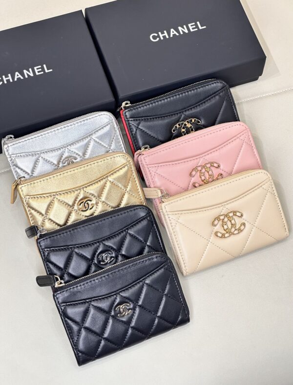 Wholesale and retail Chanel leboy multi-color wallets and distressed chains