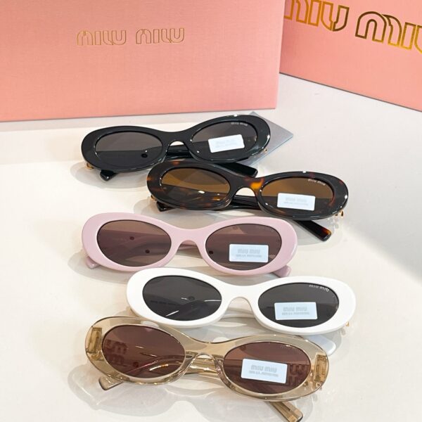 MIUMIU  SMU06ZS