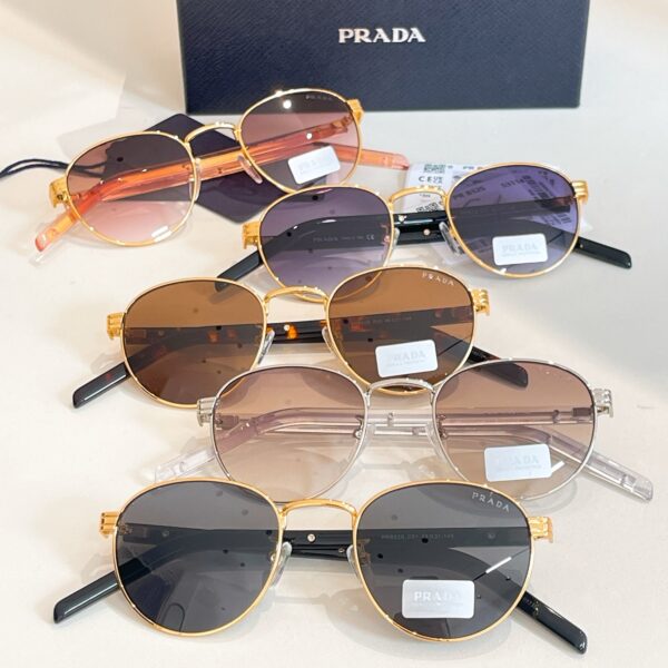 Prada 01